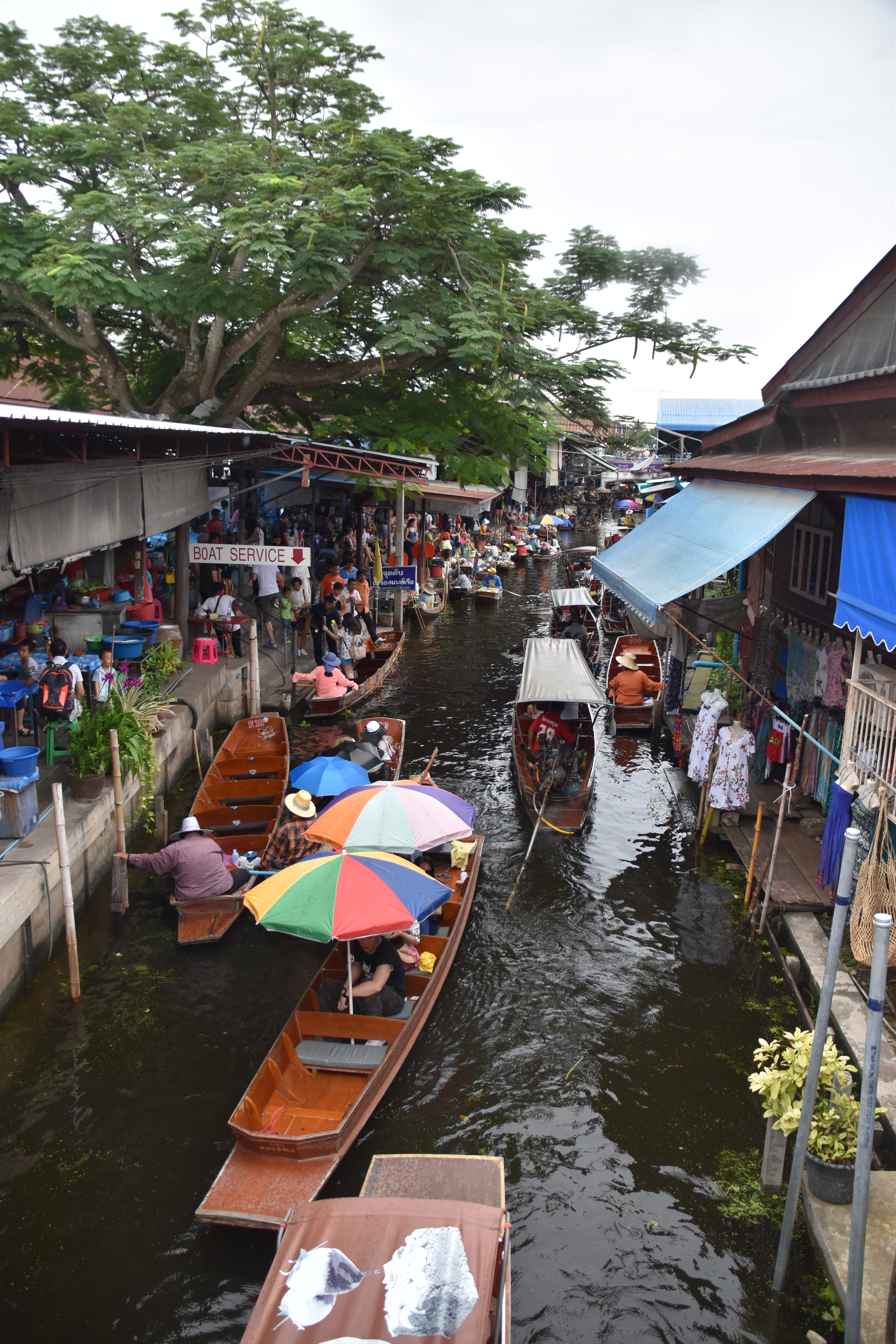 Floating market, drijvende markt, bangkok,Damnern Saduak