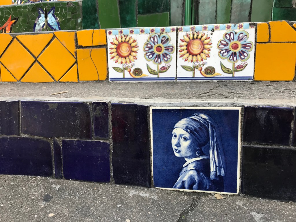 VLOG, Tram, trappen en Christus de&nbsp;Verlosser